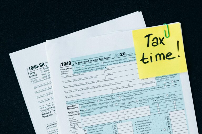 How to Do Quarterly Taxes as a Freelancer - Featured image