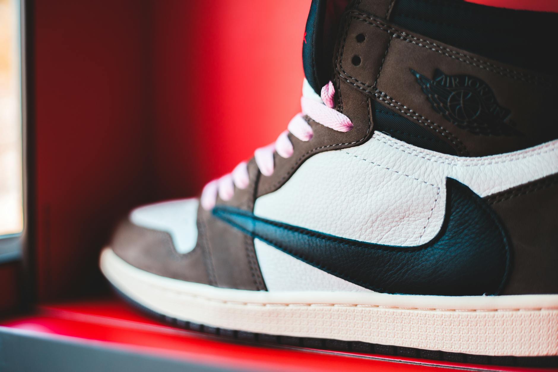 What Are the Most Popular Podcasts That Reach Founders?