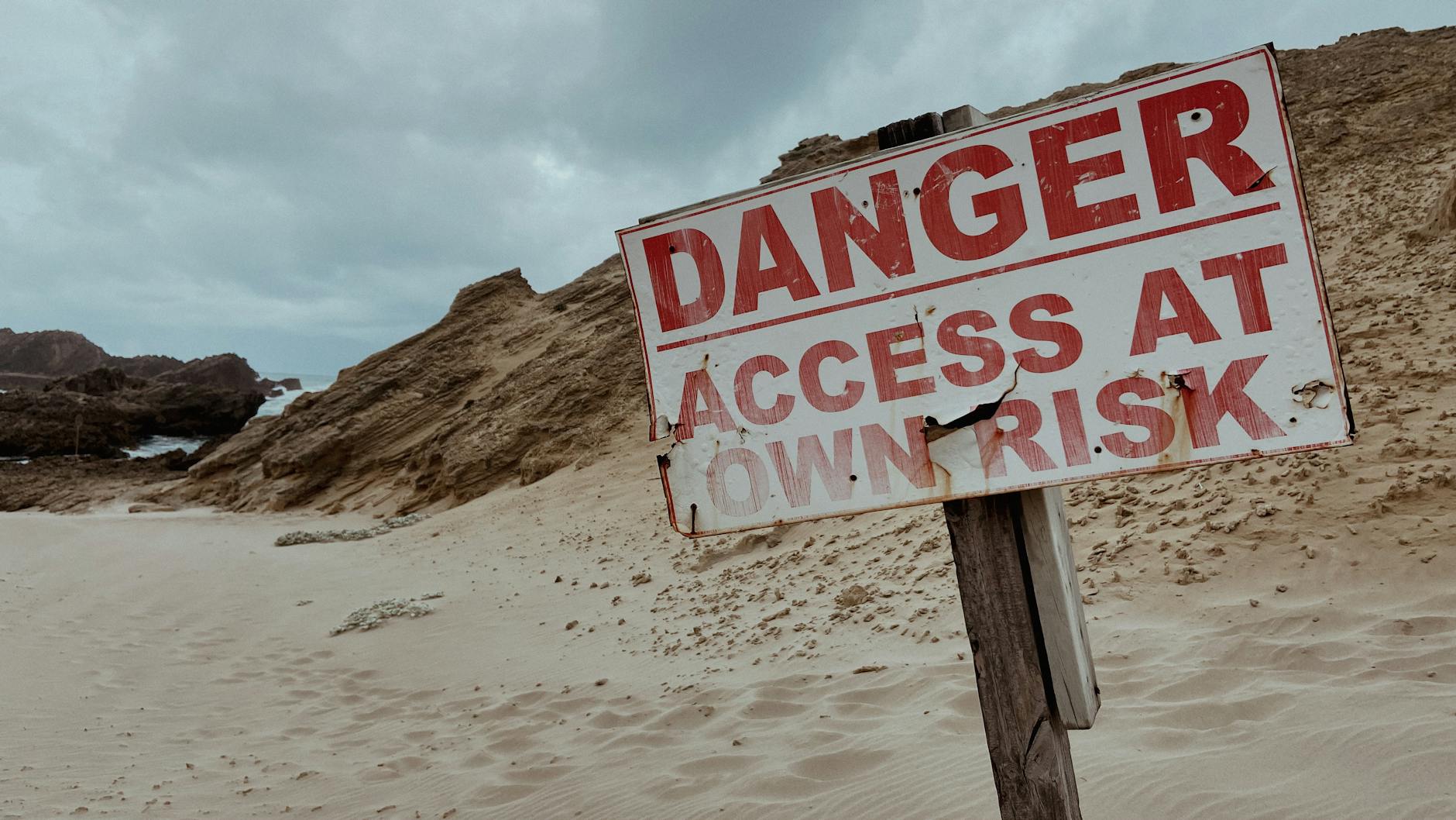 The Entrepreneurial Risk of Career Pivoting