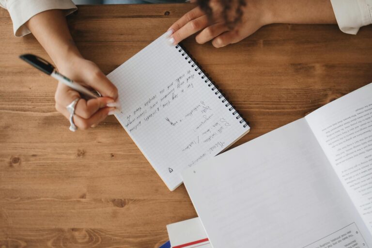 How Artificial Intelligence Note-Taking Tools Reached Elite Funding Status - Featured image