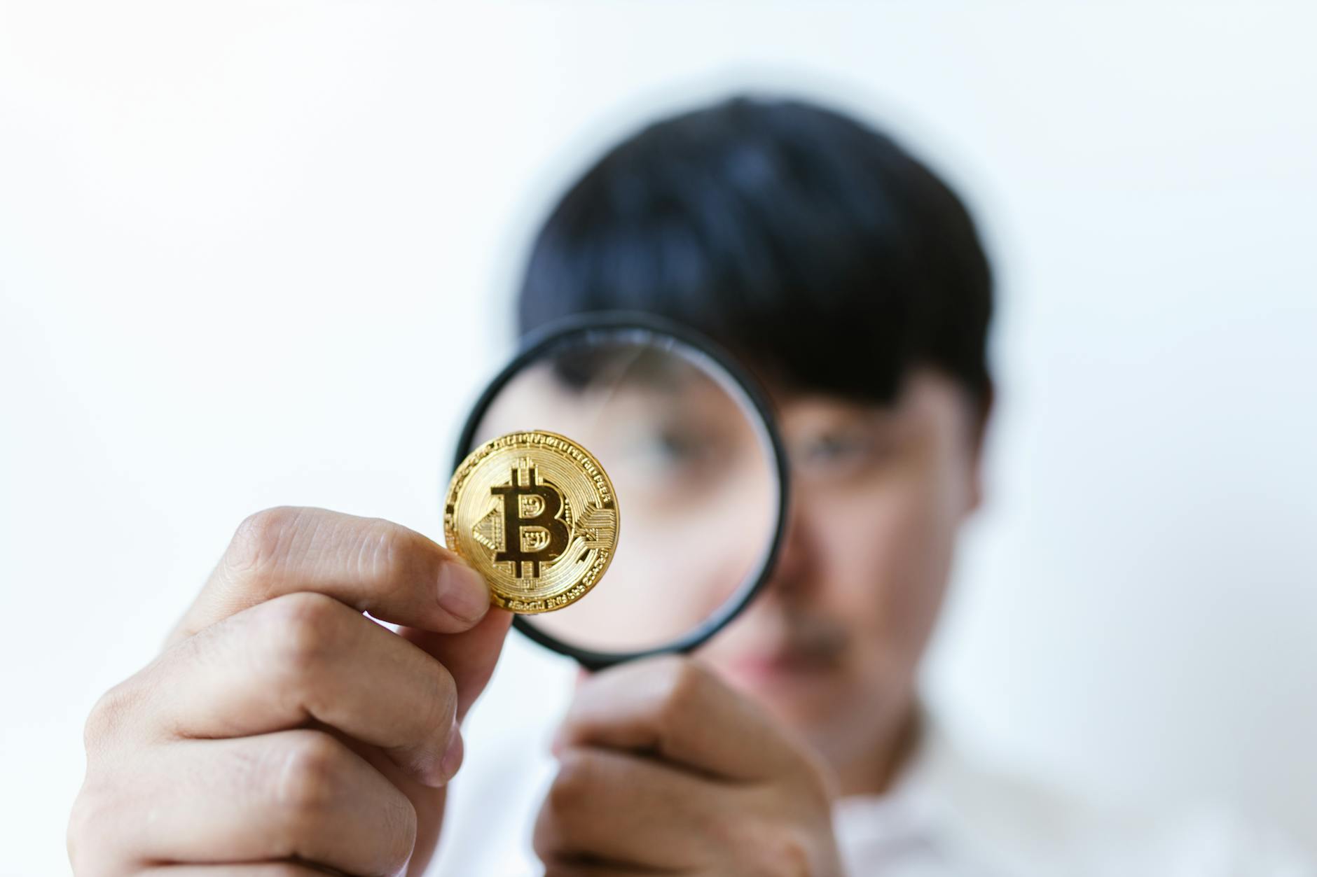 How Does Money Magnify Psychological Patterns Rather Than Resolve Them?