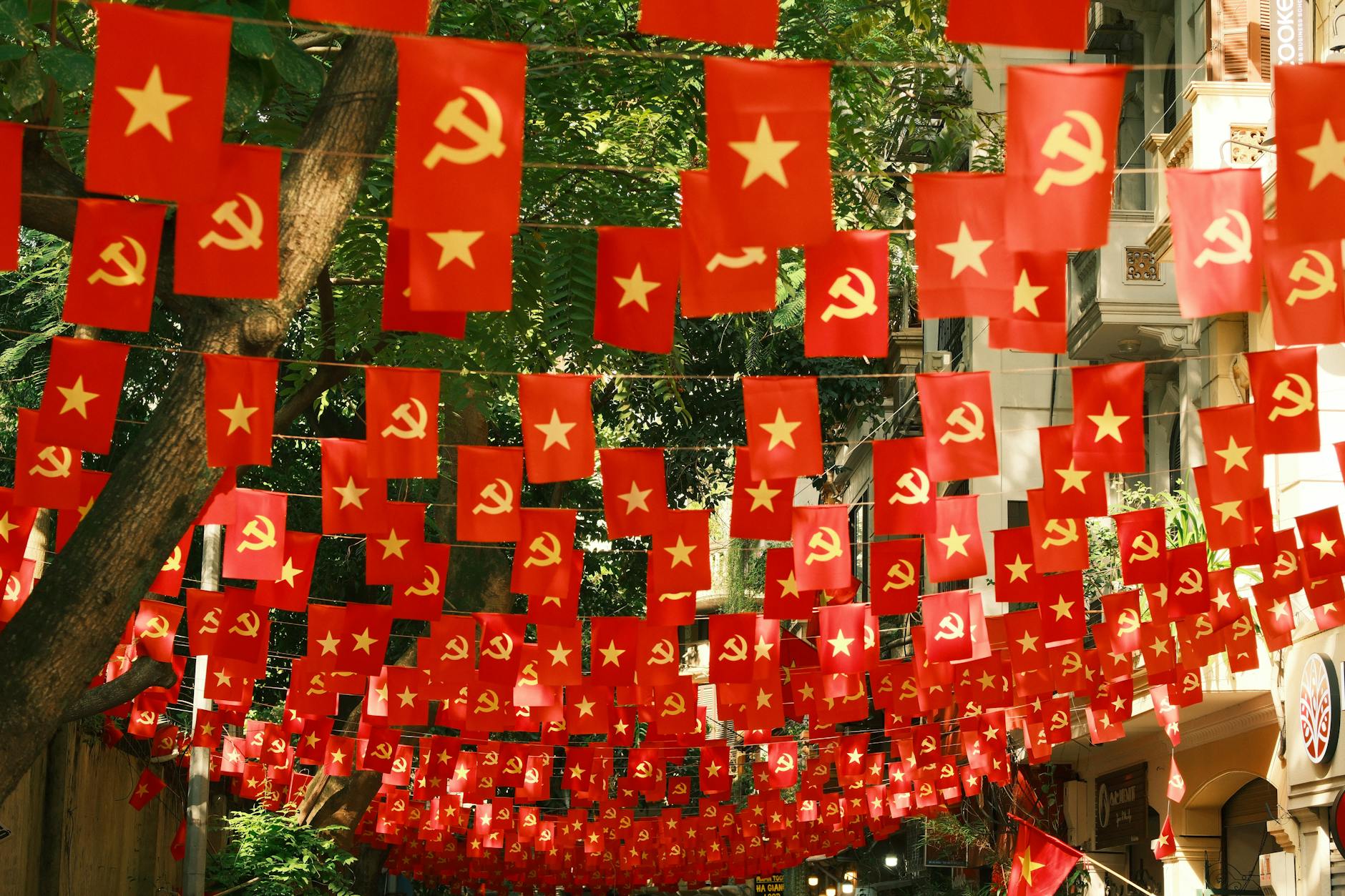 How Political and Ideological Differences Derail Founding Partnerships
