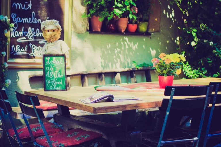 How Venture Capitalists Are Betting on the Next Generation of Founders - Featured image