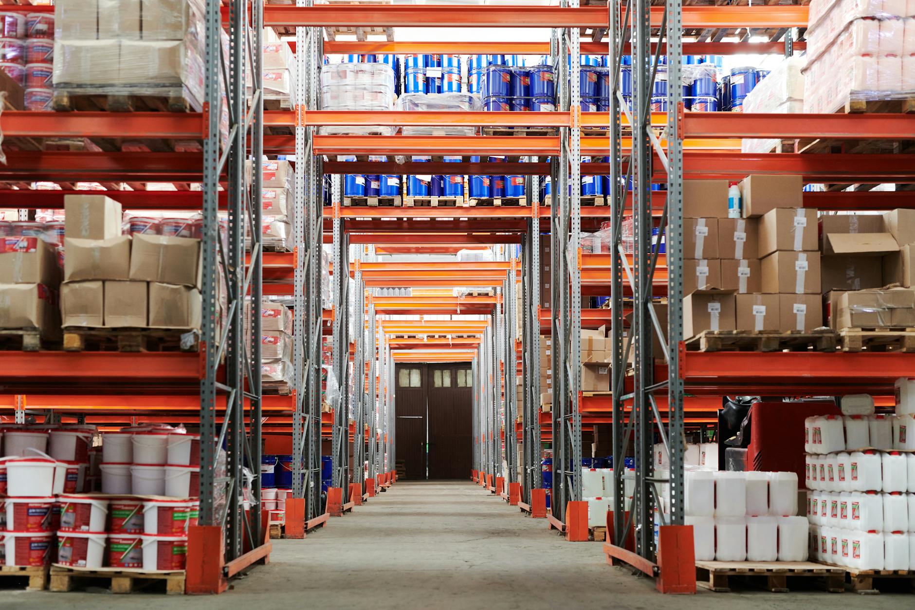 Manufacturing and Supply Chain Implications of Niche Vehicle Development