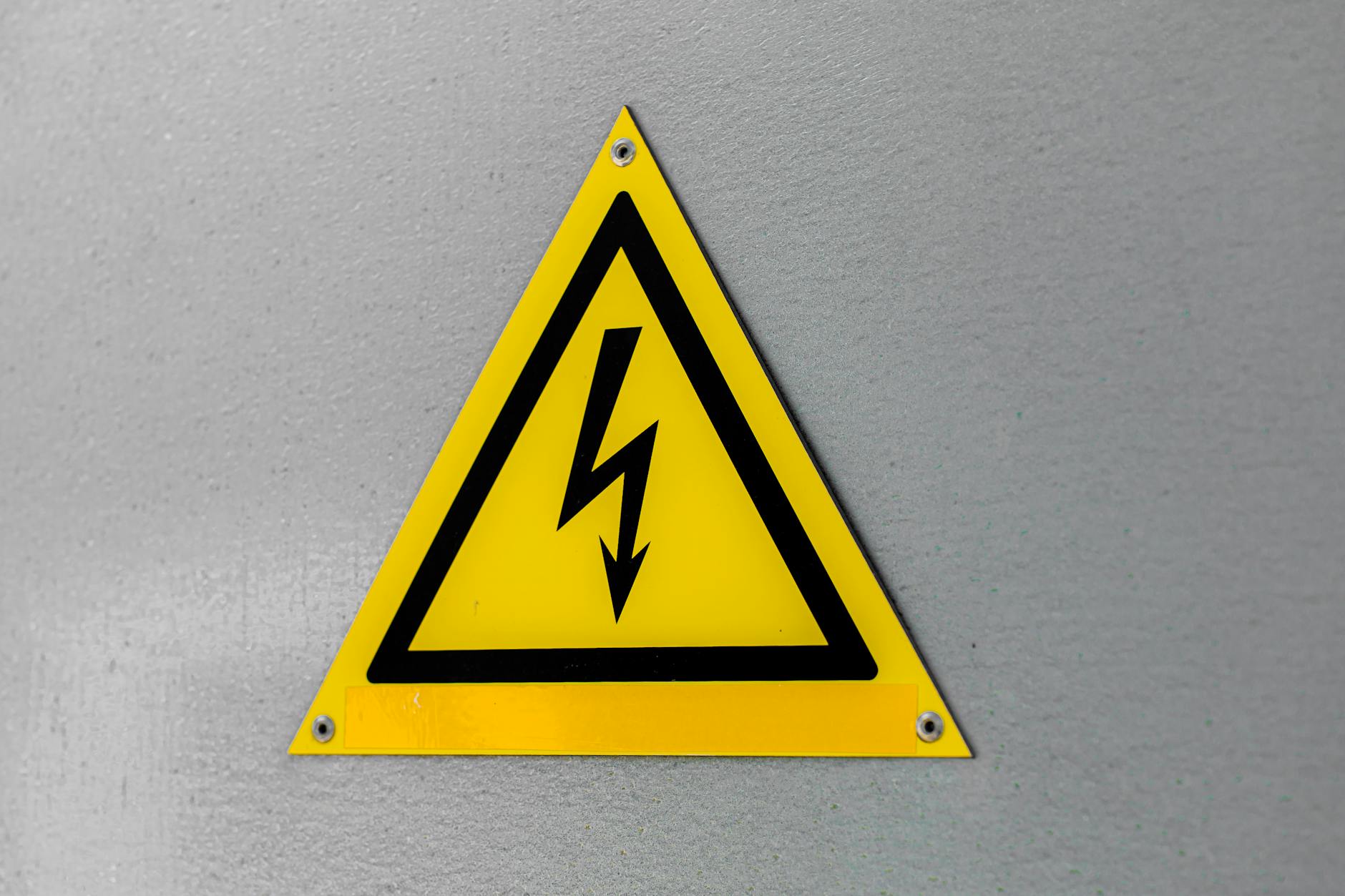The Warning Signs of Escalating Policy Conflict