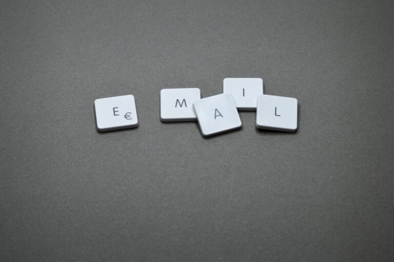 Cold Email Outreach: How This Founder Got Past CEO's 53-Email Wall - Featured image