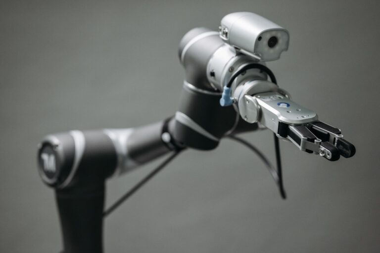 Surgical Robotics Startup Sold Through Auction as Baltimore Firm Faces Market Setback - Featured image