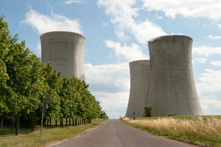 Three Nuclear Startups Deploy Advanced Reactor Systems Toward Commercial Energy Production - Featured image