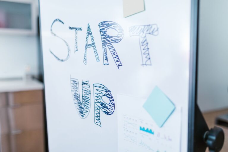 Venture Capital Trends 2025: Independent Entrepreneurs and AI Power Growth - Featured image