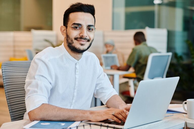 Job Seeker Fees: How One Startup Reversed the Recruiting Model - Featured image