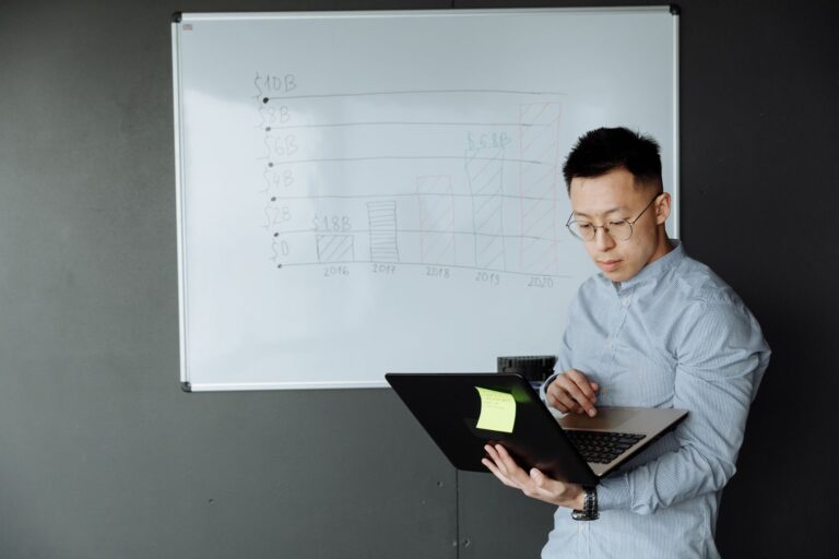 What Is New With Data Analytics for Startup Founders in October 2026? Latest funding records and company filings and Key Takeaways - Featured image